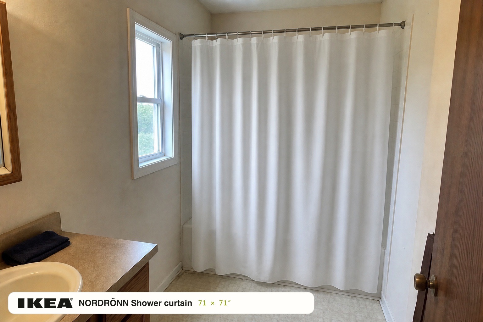 NORDRÖNN Shower curtain in the same room